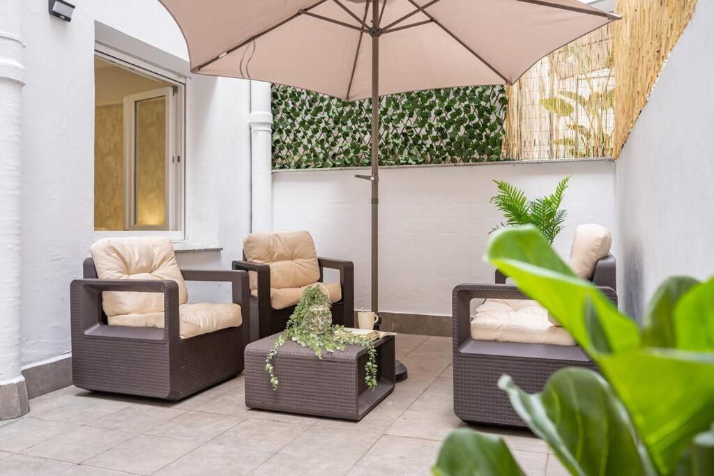 El Patio De Schulz Apartment กิฮอน ภายนอก รูปภาพ