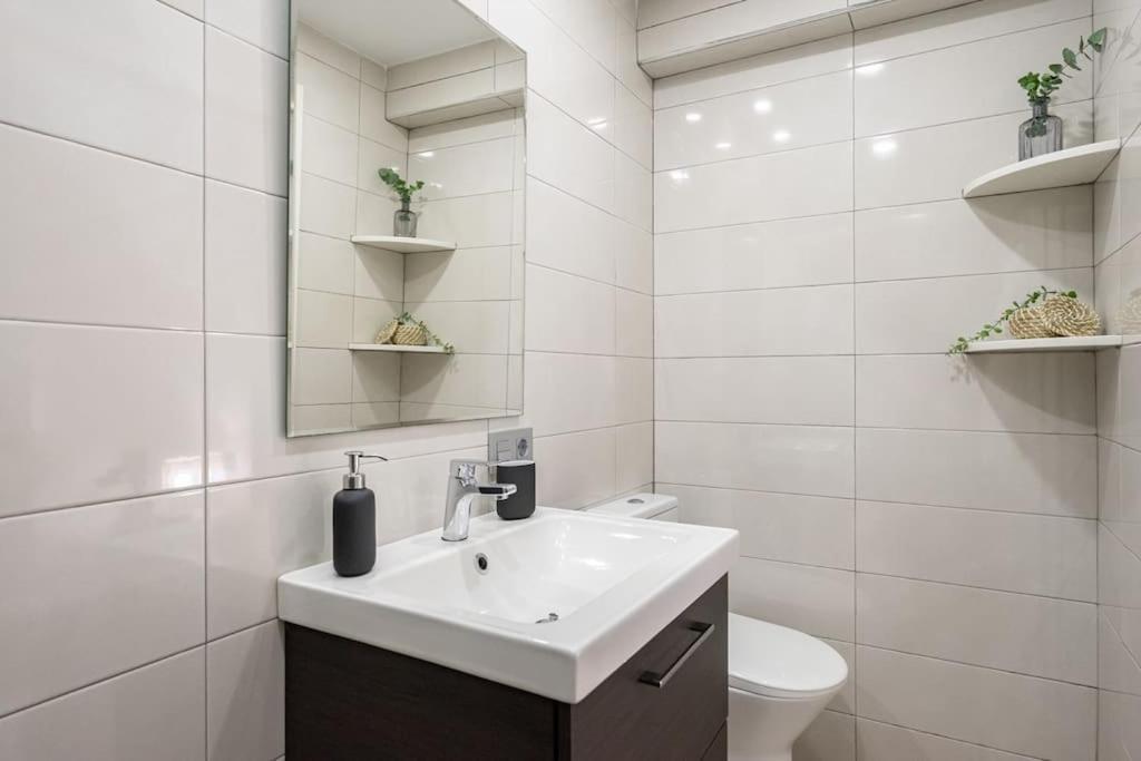 El Patio De Schulz Apartment กิฮอน ภายนอก รูปภาพ