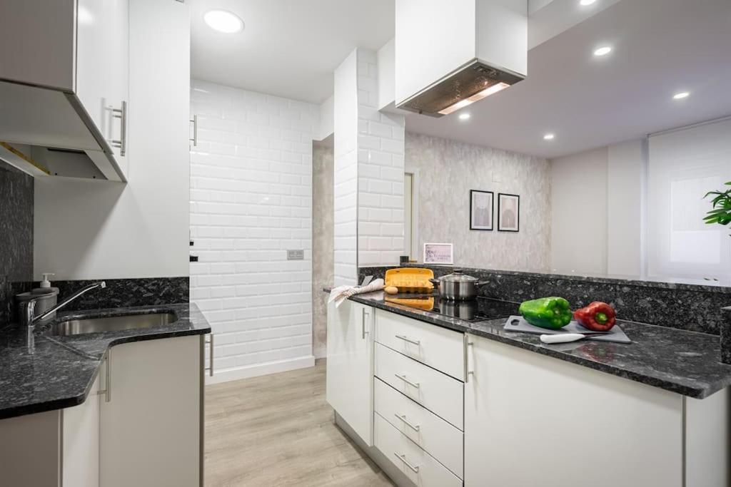 El Patio De Schulz Apartment กิฮอน ภายนอก รูปภาพ
